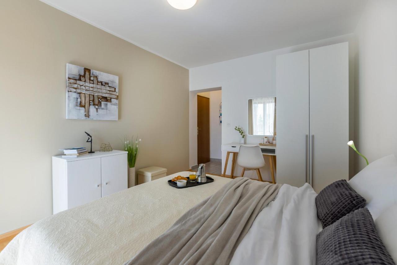 Apartments Antonio Medulin Extérieur photo